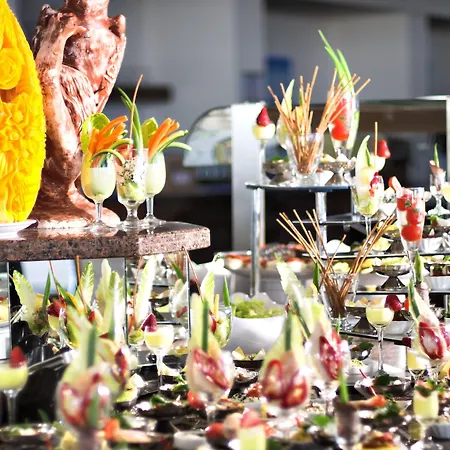 Batihan & 4* Kuşadası