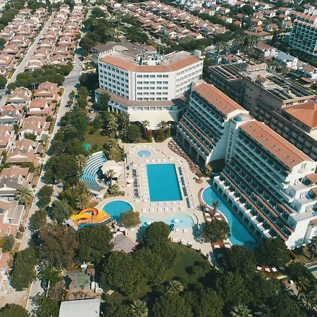 Batihan & 度假村 4*