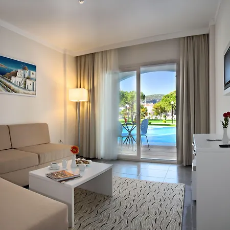 Batihan & 4* Kuşadası