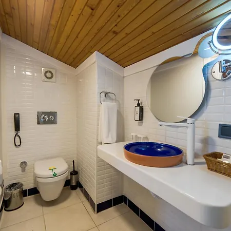 Batihan & Resort 4*