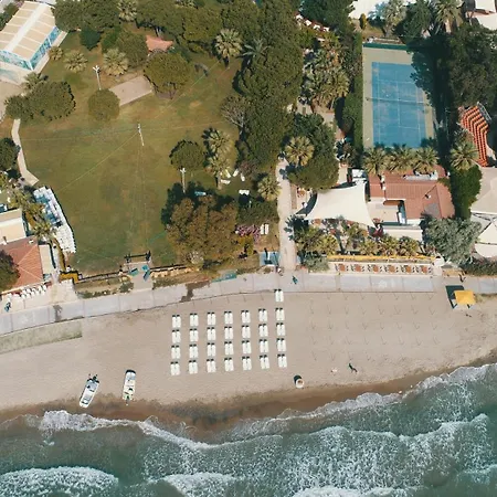 Resort Batihan &
